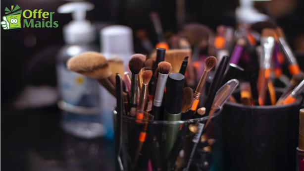Why, When & How To Clean Your Makeup Brushes? | Maid app Dubai